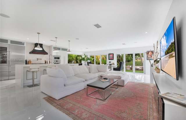 1865 Daytonia Rd