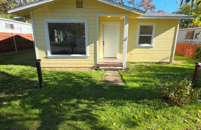 3406 Lakeshore Blvd # 5B