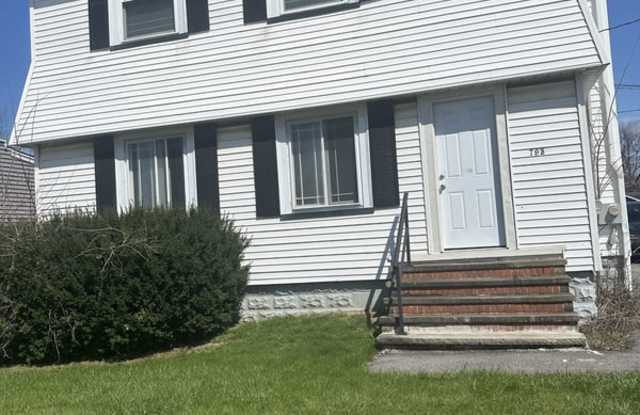 795 East 222nd Street - Downstairs