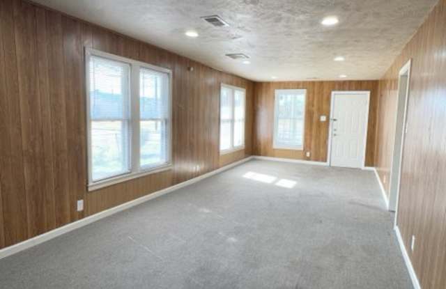 4305 Grandberry, Beaumont, TX 77705