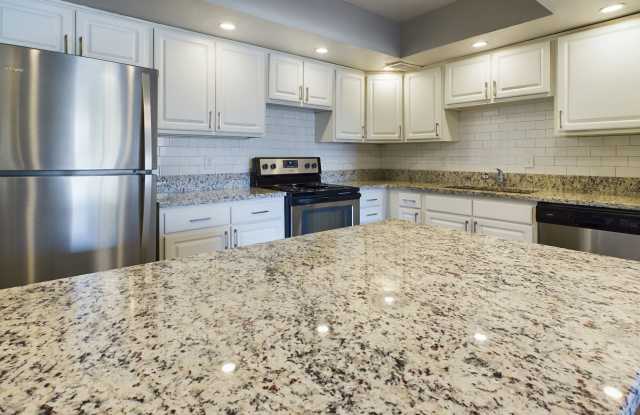 Photo of Edgewater Apartments