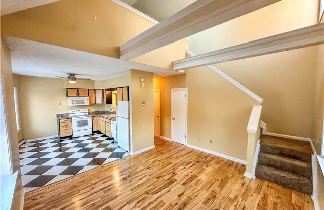 113 Comfort Street unit: 4