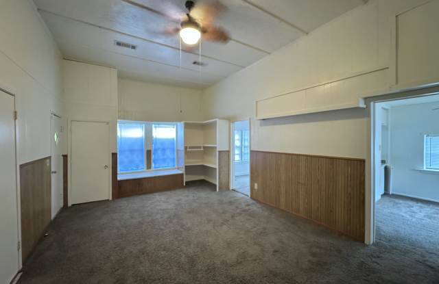 715 Oscar Smith Street