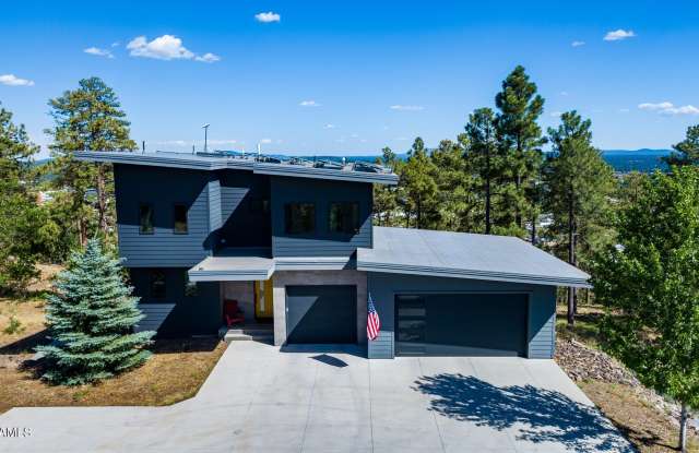 1556 W Lower Coconino Avenue