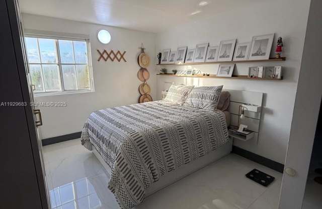 6195 Northwest 186th Street