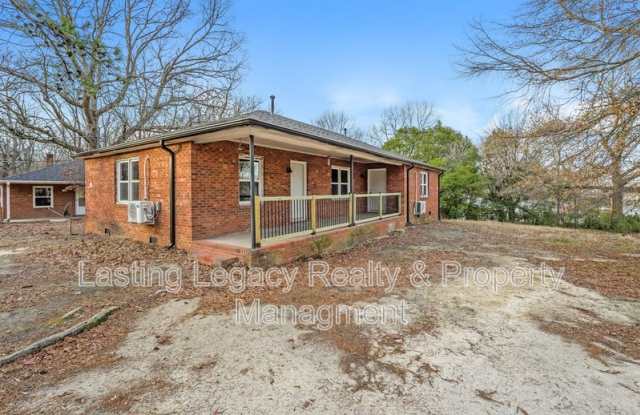 Photo of 908 Marsh Street