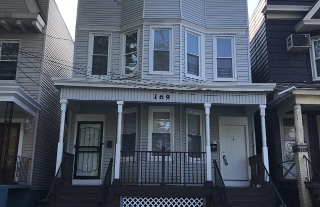 169 WINFIELD AVE - 169 Winfield Avenue, Jersey City, NJ 07305