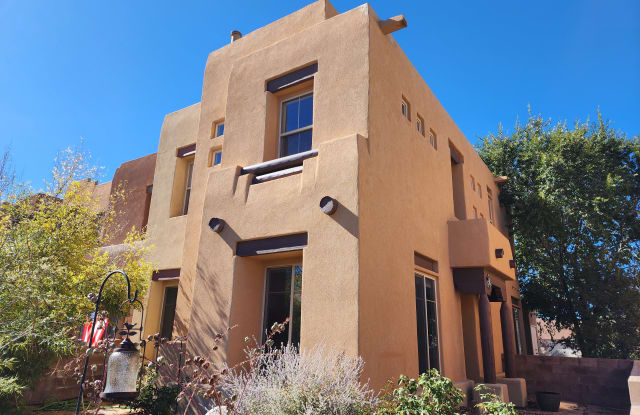 10 Emory Pass - 10 Emory Pass, Santa Fe County, NM 87508