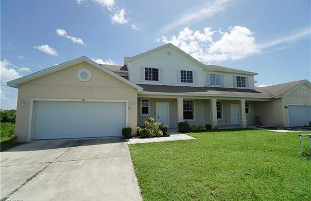 953 Graystone AVE - 953 Graystone Ave, Lehigh Acres, FL 33974