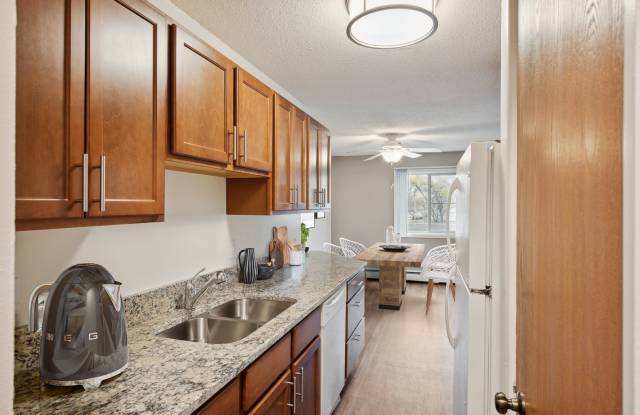 Photo of Minnehaha Manor