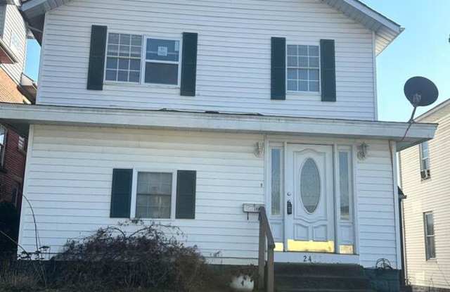 2483 3rd Ave - 2483 3rd Avenue, Huntington, WV 25703