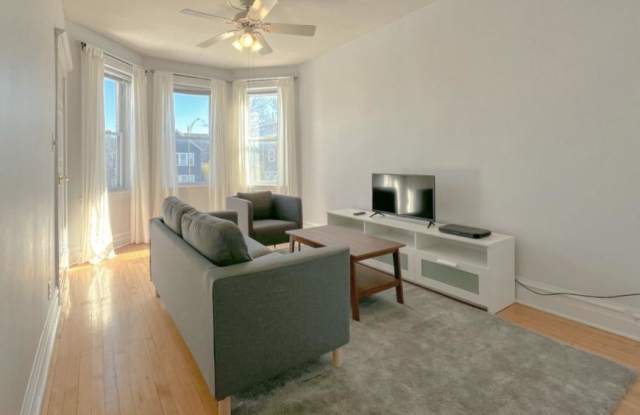 2442 North Ashland Ave.