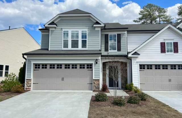 Like New 3 Bedroom Townhouse in SouthPoint - 1012 Saffron Loop, Durham, NC 27713