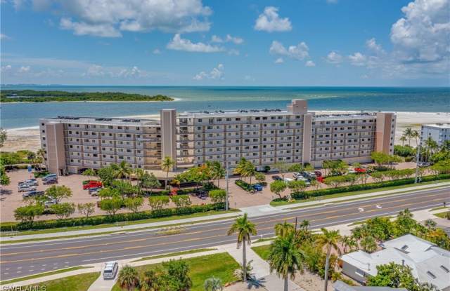 Photo of 8350 Estero Boulevard