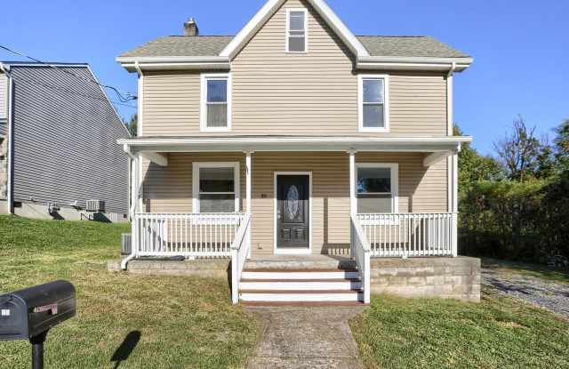 Photo of 30 E PINE Street