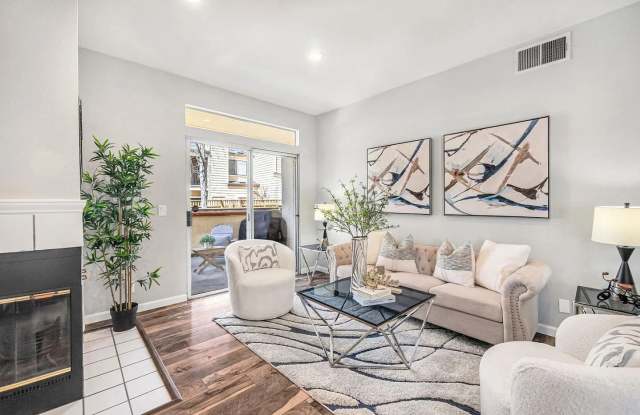 Photo of 7025 Stagecoach Rd Apt B