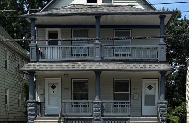 946 E 79th Street