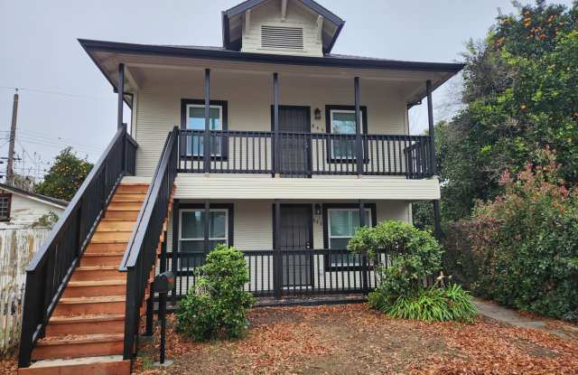 843 9th Ave - Sacramento 95818