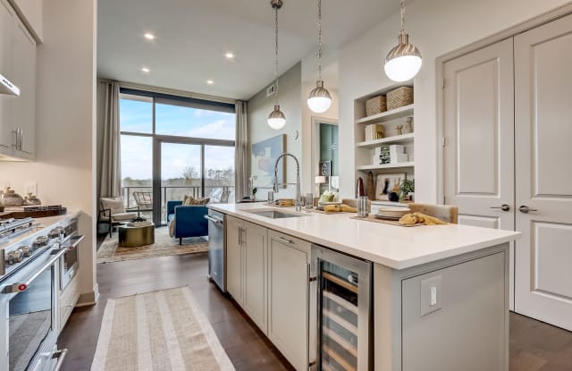 Photo of 99 West Paces