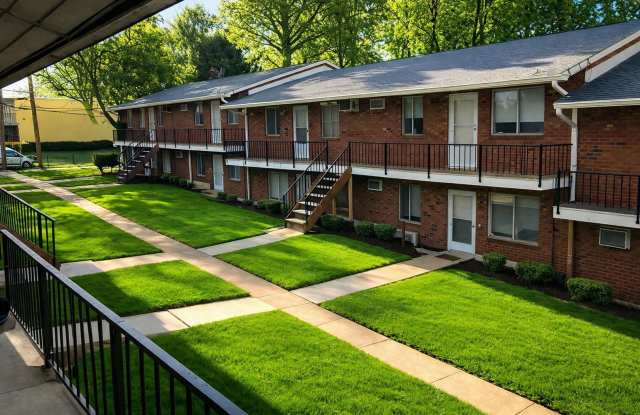 LIMITED TIME SUMMER OFFER! FREE RENT FOR YOUR FIRST MONTH! 2 Bedroom Apartment unit in Anderson Avenue