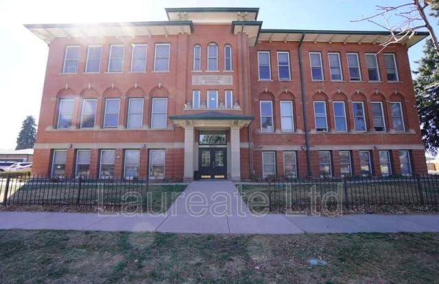 Photo of 5025 Lowell Blvd