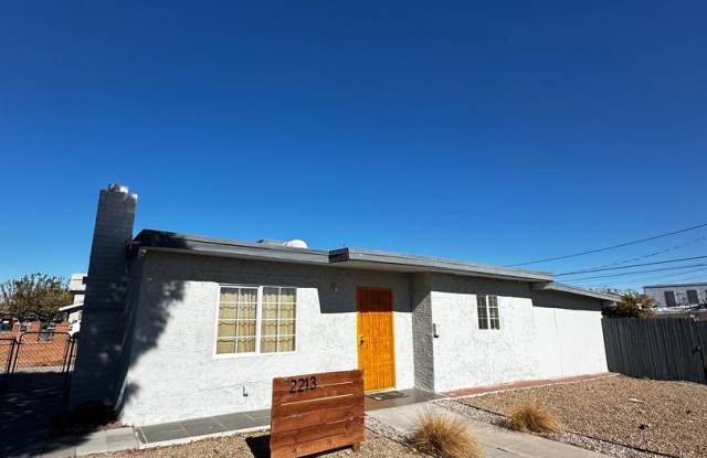 MUST SEE ONE STORY HOME!