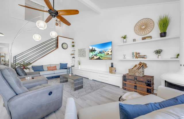 104 Horseshoe Bay Boulevard