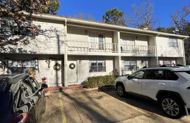 Photo of 1108 Twin Points Rd