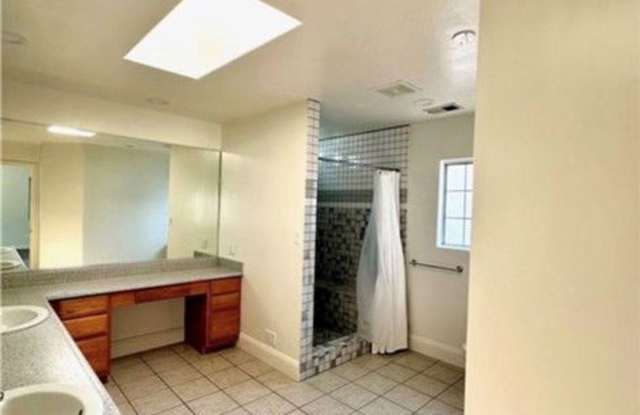 Photo of 422 East 18th Street