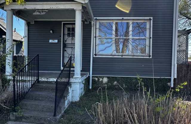 Beautiful 2 Bedroom Home! - 1500 Studer Avenue, Columbus, OH 43206