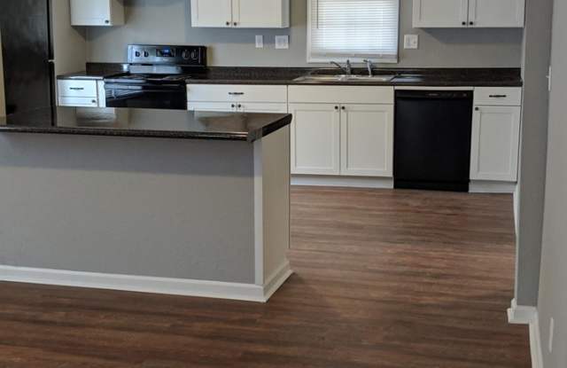 1516 Oakwood Avenue Northwest