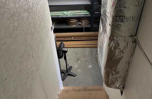 10454 BUSINESS CENTER Court