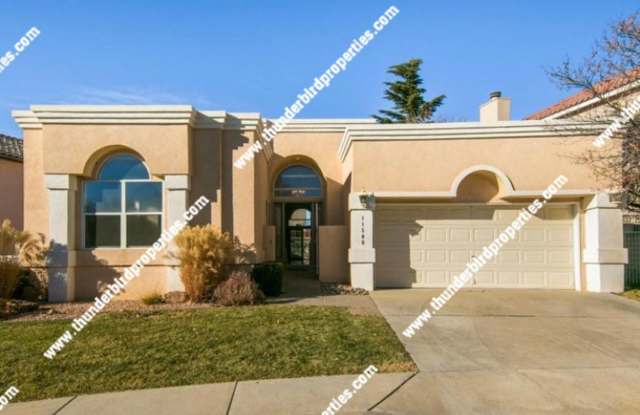 Photo of Tanoan Gated 3 bedroom, 2 bath home