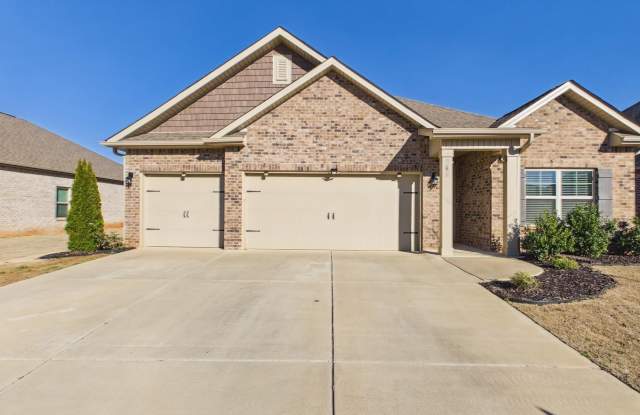 506 E River Landing Blvd