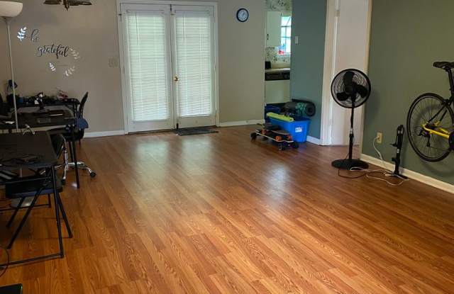 Photo of 114 Helen Circle A & B