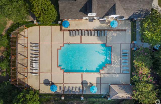 The Columns at Hiram