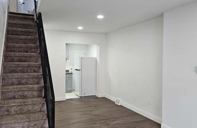 Photo of 3173 SALMON Street