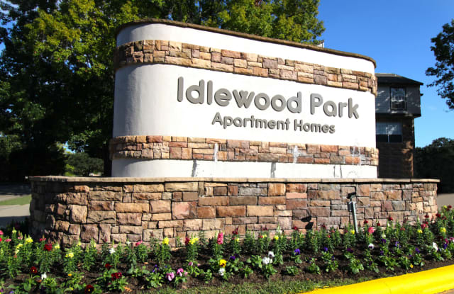 Idlewood Park Apartments photos photos