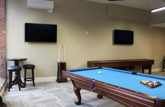 25 Eagle Street unit: A-102