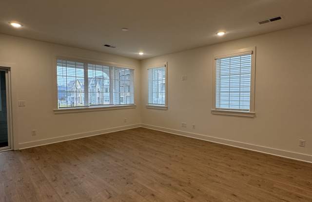 504 Edwin Street - 1#44