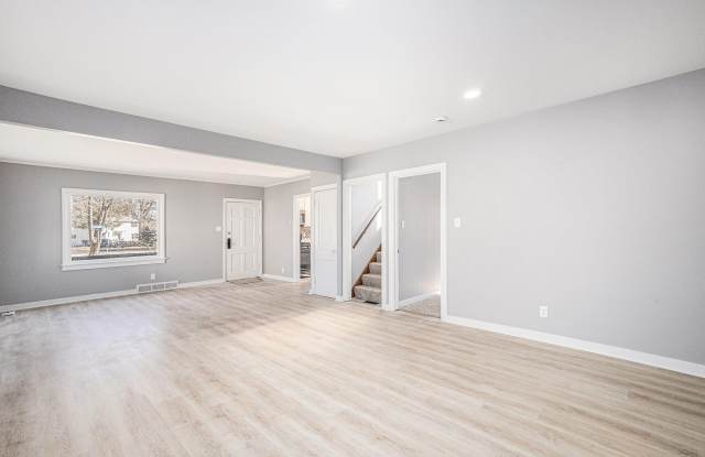 2156 Washington Circle