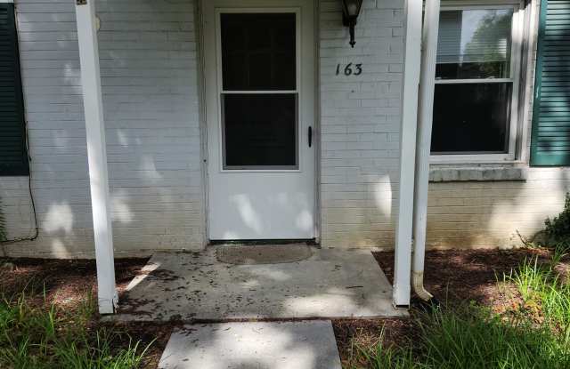 163 Peyton Street