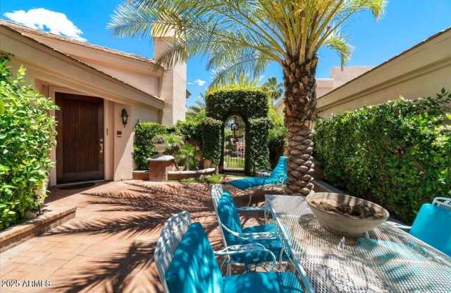 7799 E OAKSHORE Drive