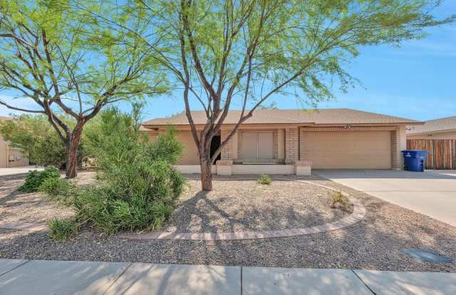 Spacious four-bedroom, two-bathroom home in the desirable South Tempe!