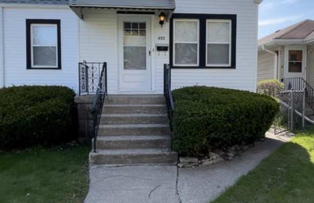 653 GORDON Avenue