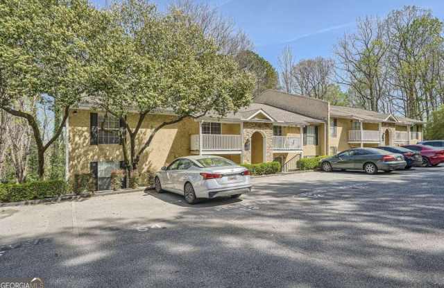3005 Seven Pines