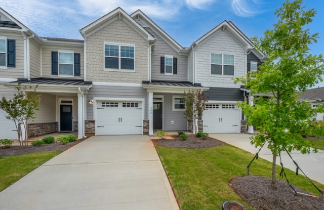 302 Rodessa Ln - 302 Rodessa Lane, Travelers Rest, SC 29690