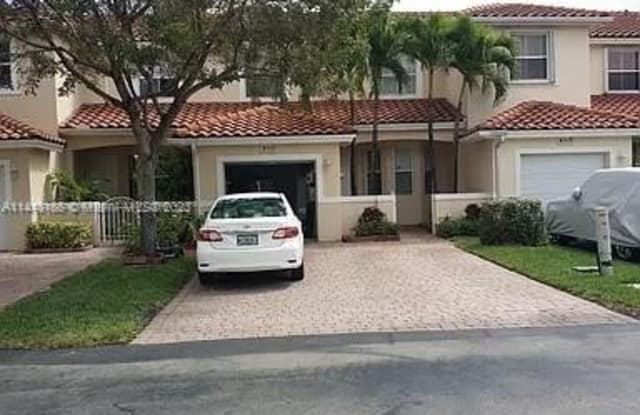 4527 NW 97th Ct - 4527 Northwest 97th Court, Doral, FL 33178