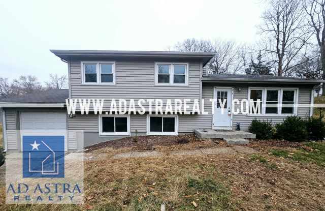 Photo of Open 3 Bed 2 Bath Home KCMO!!-Available NOW!!