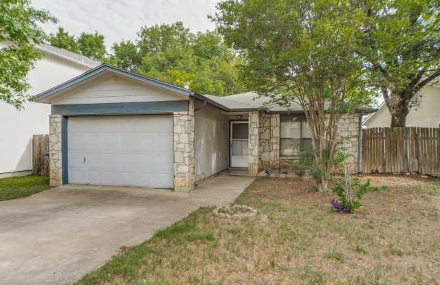 Photo of 3-BEDROOM IN HUNTERS CHASE, NORTHSIDE ISD